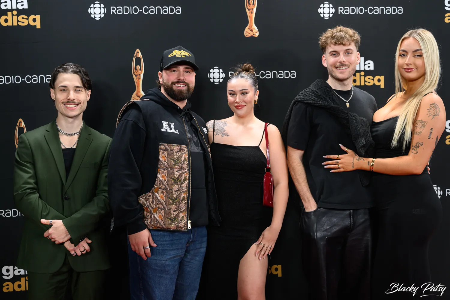Arpin Lépine et son équipe sur le tapis du Gala de l'ADISQ